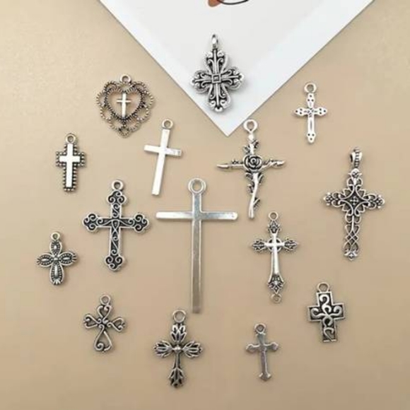 15 Piece Cross Pendant Lot NEW Charms For DIY - Picture 2 of 8